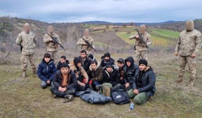 Edirne’de göçmen operasyonları: 157 kaçak, 5 organizatör yakalandı